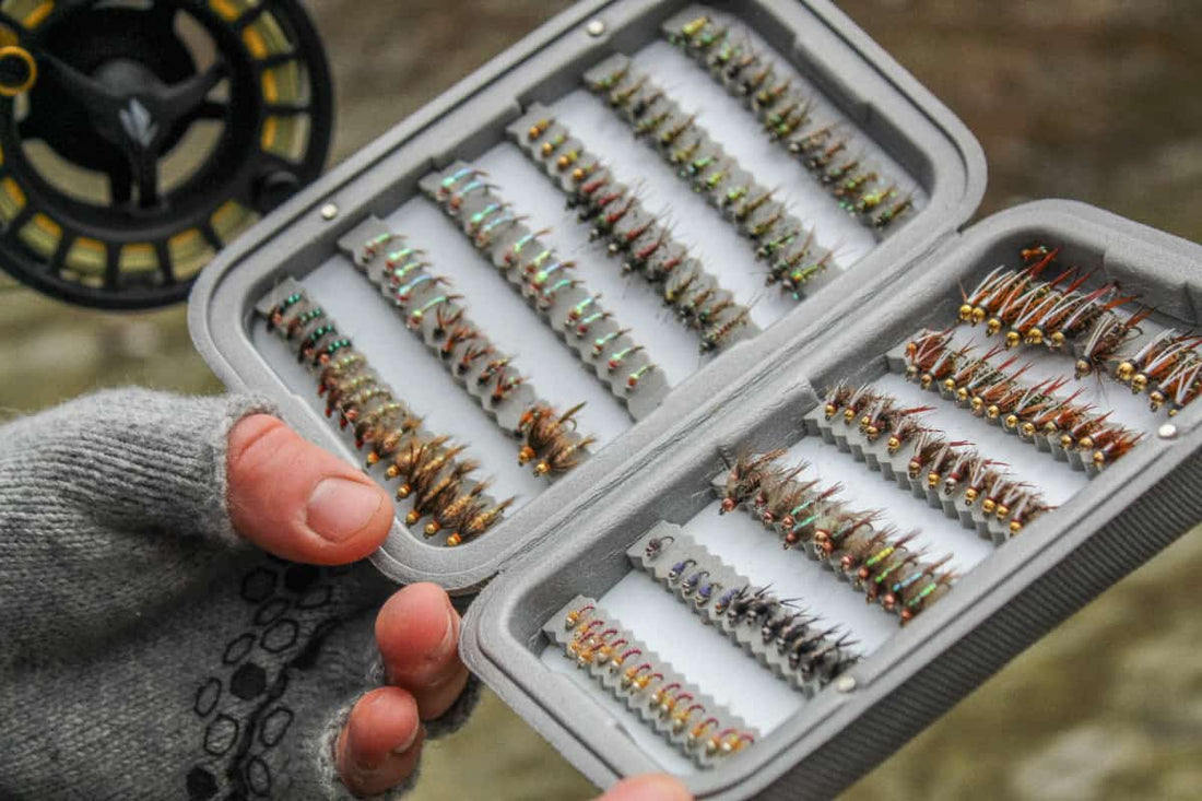 dry fly fishing setting hook D103S Goture 240pcs Fly Fishing Hooks
