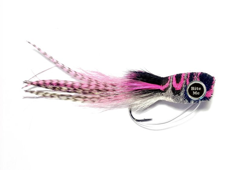 fish lure bite me Bite Me Popper / The Fly Crate Grey/Pink / 6
